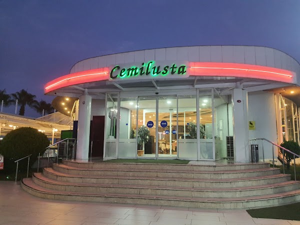 Cemilusta Akçaabat Köfte