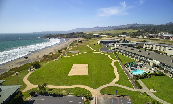 Cavalier Oceanfront Resort