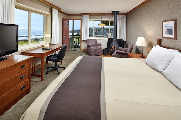 Cavalier Oceanfront Resort