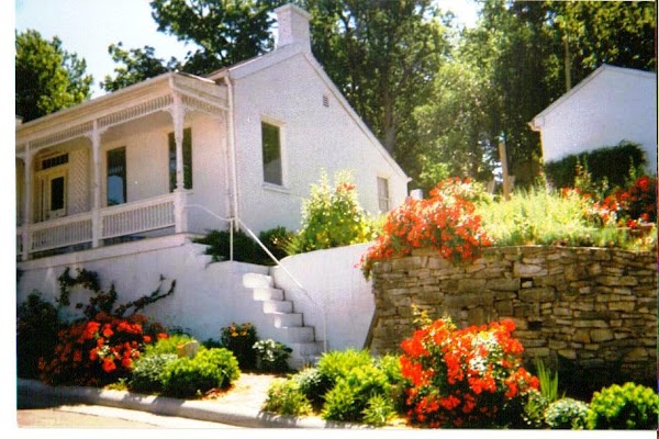 Avalon Cafe