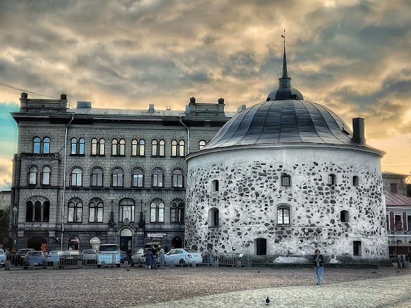 Kruglaya Artilleriyskaya Bashnya