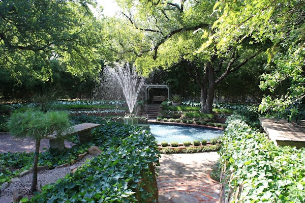 Chandor Gardens