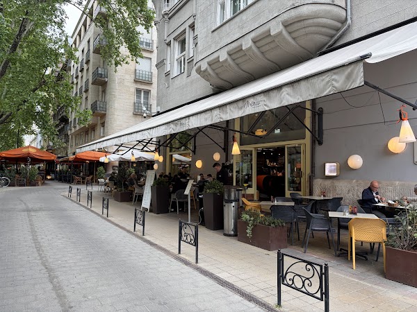 Menza Étterem és Kávéház