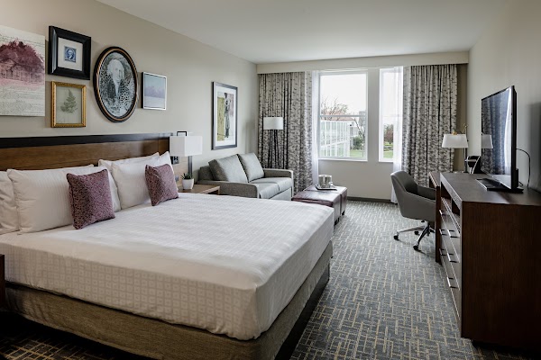 Hotel Madison & Shenandoah Valley Conference Center