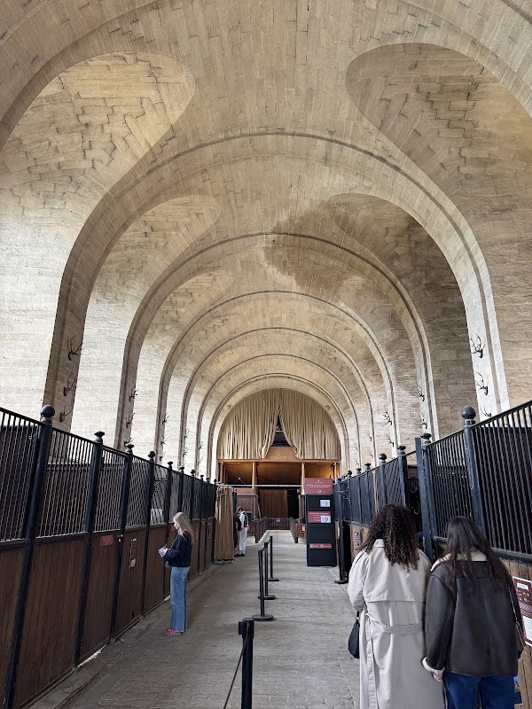 Grandes écuries du château de Chantilly
