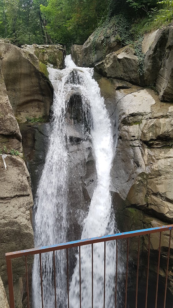 Samandere Waterfall