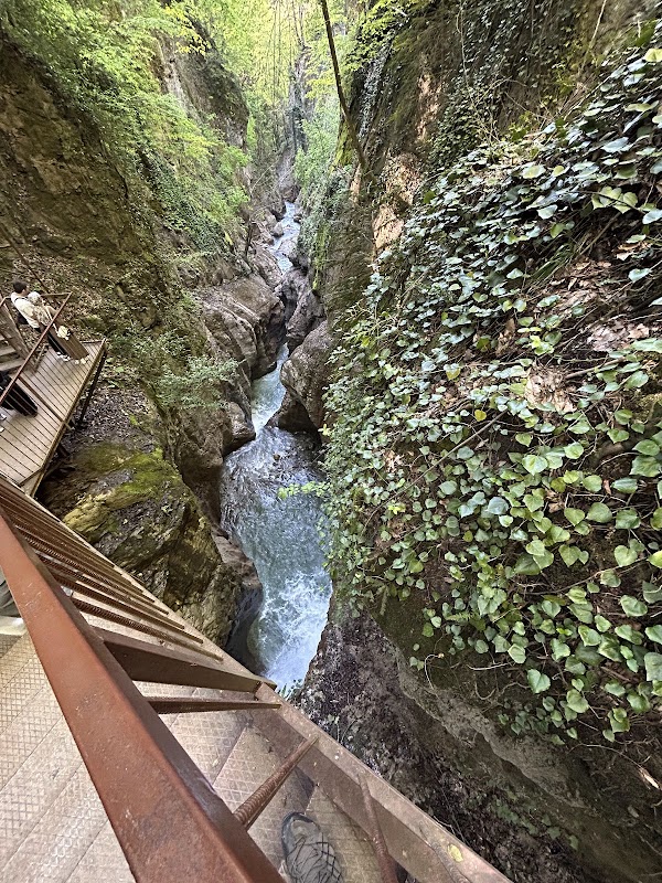 Samandere Waterfall