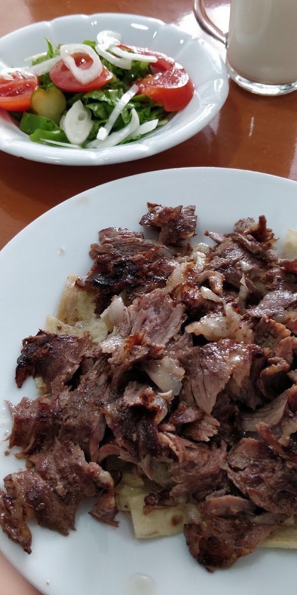 Lezzet Lokantası