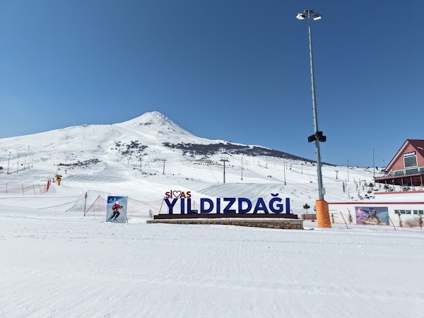 Sivas Yıldız Dağı Kış Sporları Turizm Merkezi