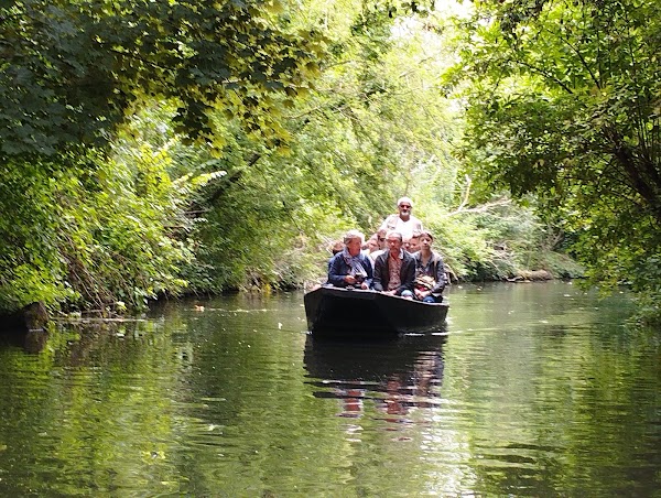 Les Hortillonnages : visites guidées en barque à cornet traditionnelle
