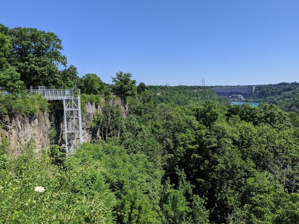 Niagara Glen Nature Centre