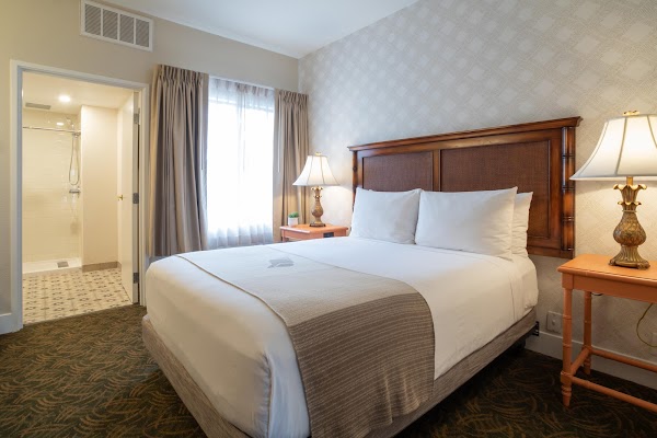 Oxford Suites Pismo Beach