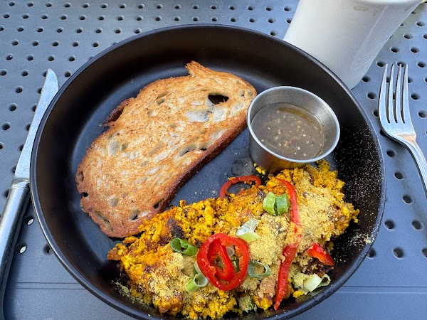 Wood Iron Eatery