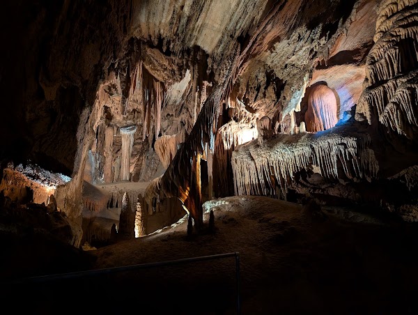 Grand Caverns