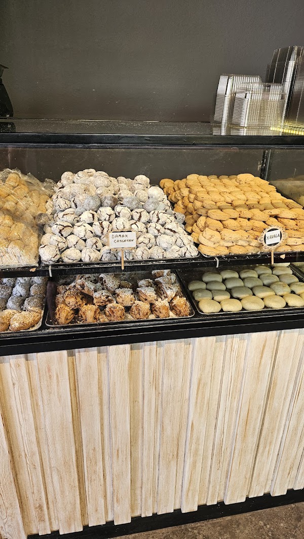 Çiçek Pastanesi Tahir Ust