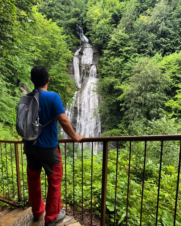 Güzeldere Şelalesi Tabiat Parkı