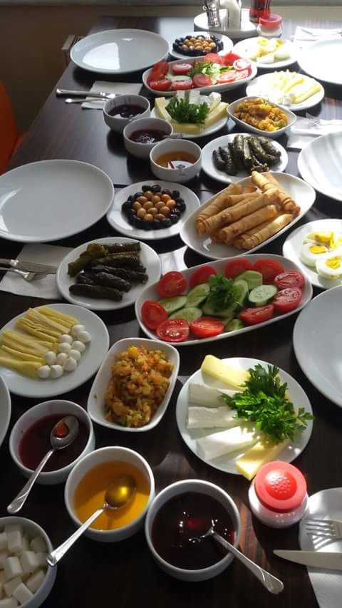 Cafe Mora Restaurant