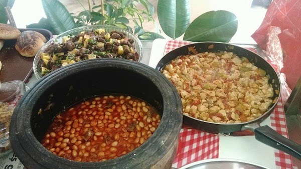 Cafe Mora Restaurant