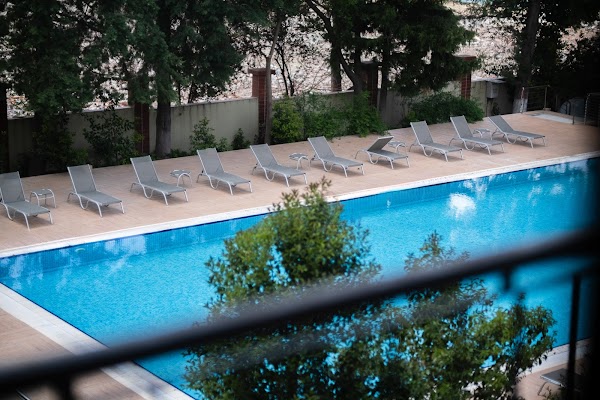 Iris Hotel