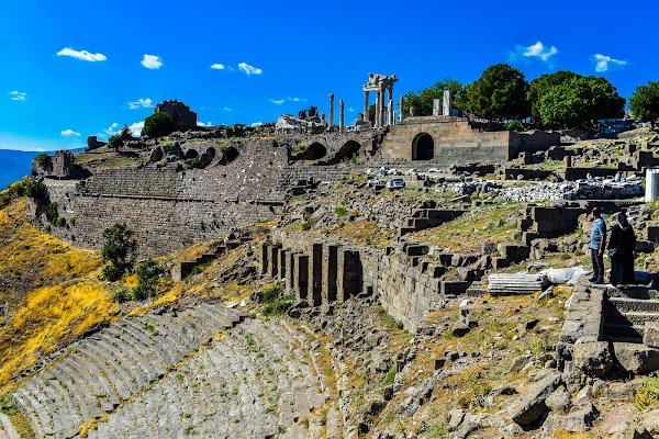 Akropolis ve Pergamon