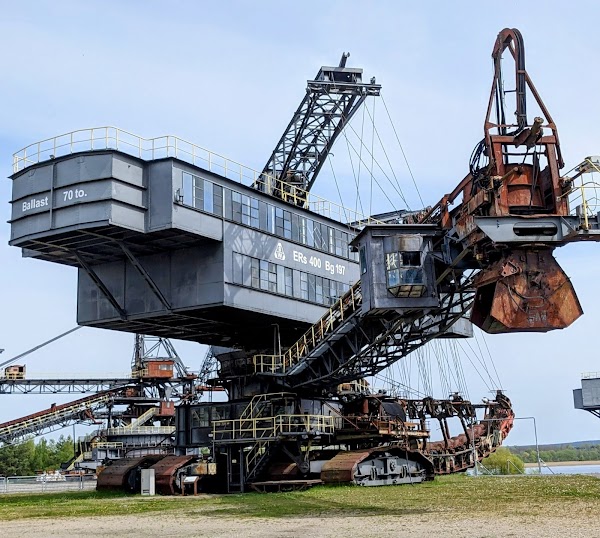 FERROPOLIS - City of Iron