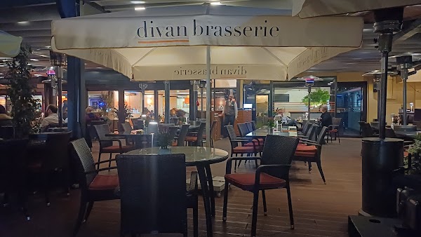 Divan Brasserie Kalamış