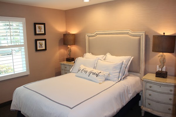 Franciscan Inn & Suites