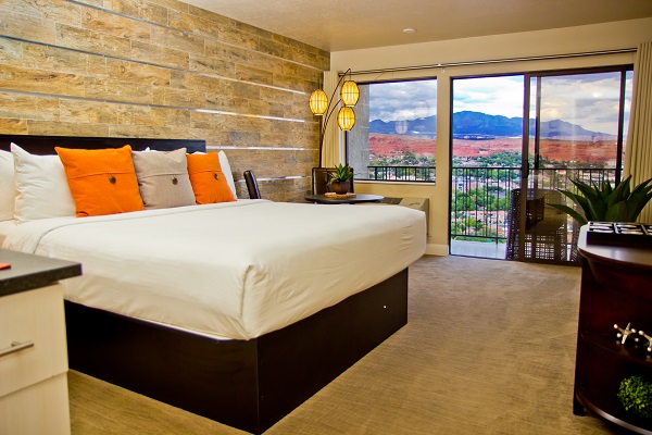 Inn on The Cliff St. George