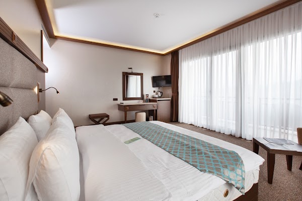 Sera Lake Resort Hotel