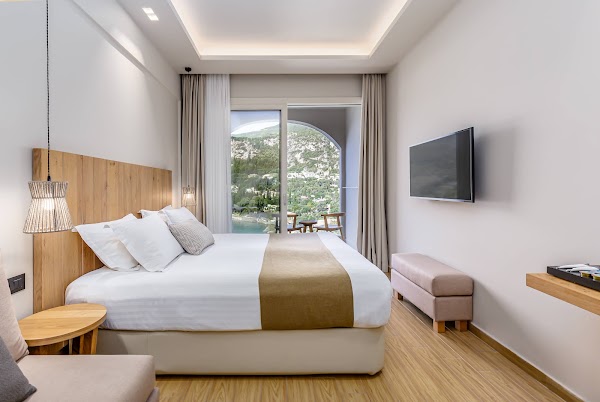 Akrotiri Beach Resort Hotel