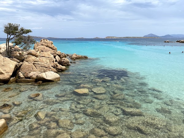 Capriccioli beach (East)