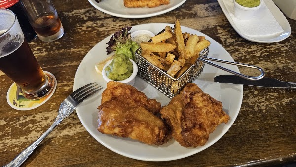 Olde Castle Seafood Bar
