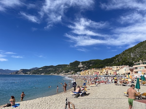 Spiaggia libera di Varigotti