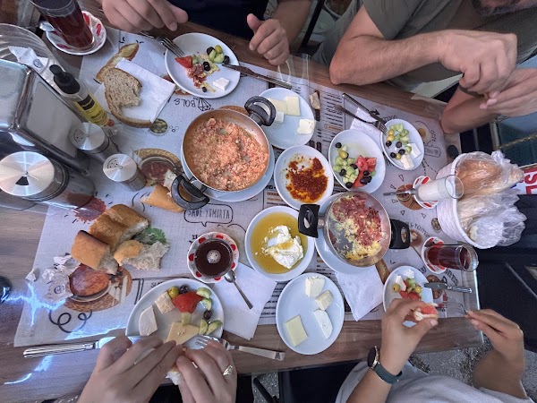 Doyuran Kahvaltı Salonu