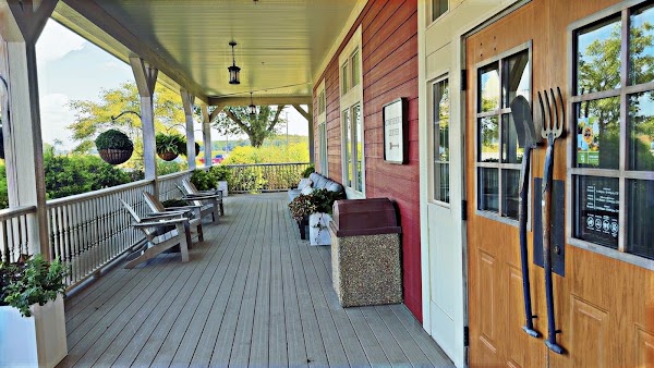 Farmhouse Restaurant