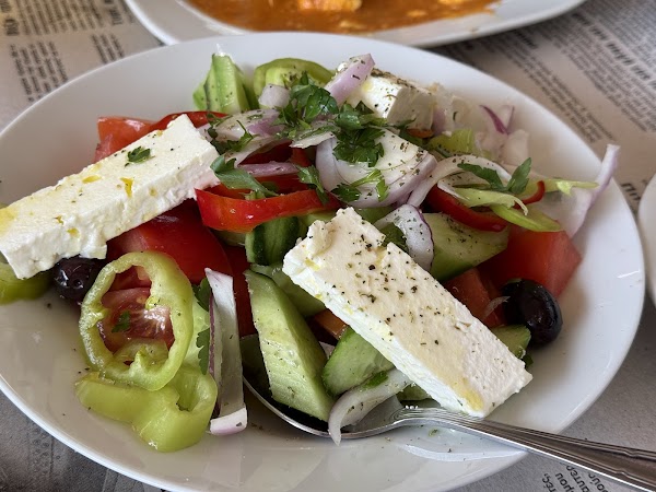 Full tou Meze