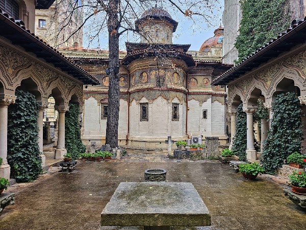 Stavropoleos Manastırı