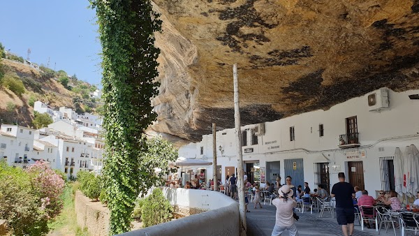 Setenil de las Bodegas