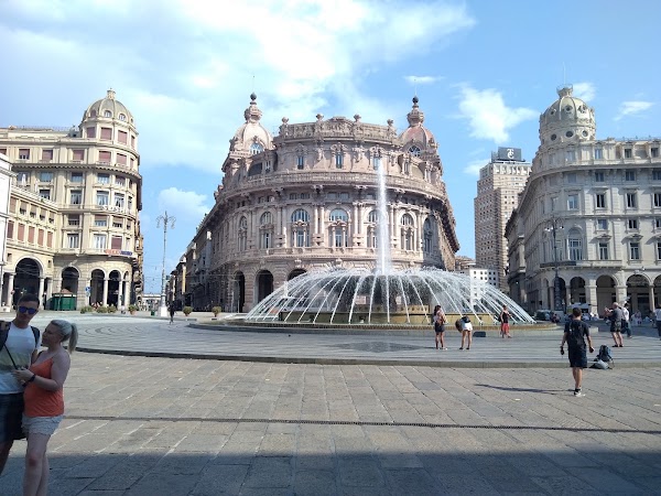 Piazza Raffaele de Ferrari