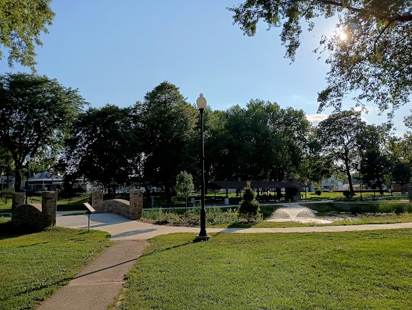 Swan Park