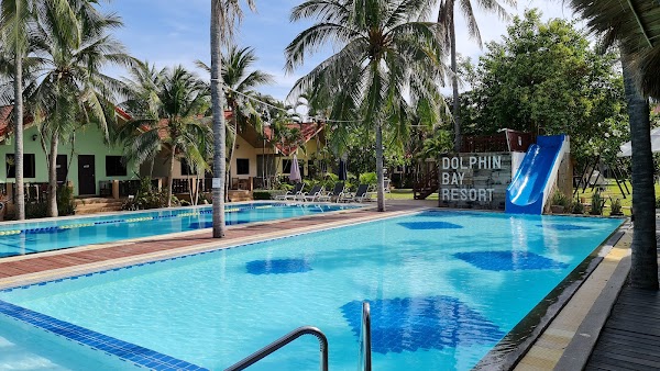 Dolphin Bay Resort