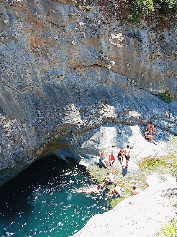 Mıhlı Şelalesi