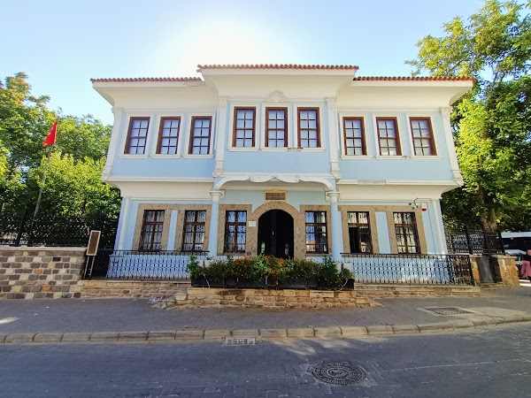 Atatürk Ve Etnografya Müzesi
