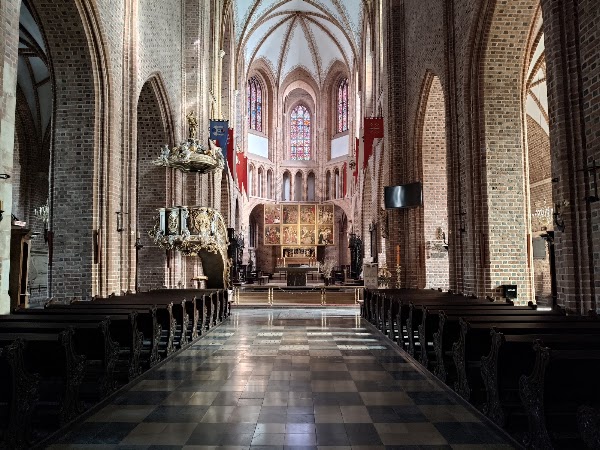 Bazylika Archikatedralna św. Apostołów Piotra i Pawła