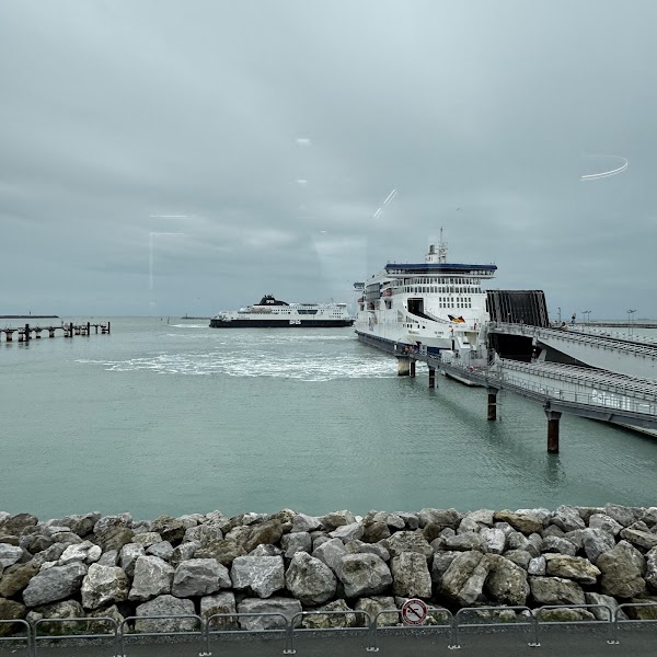 P&O ferry new terminal Calais
