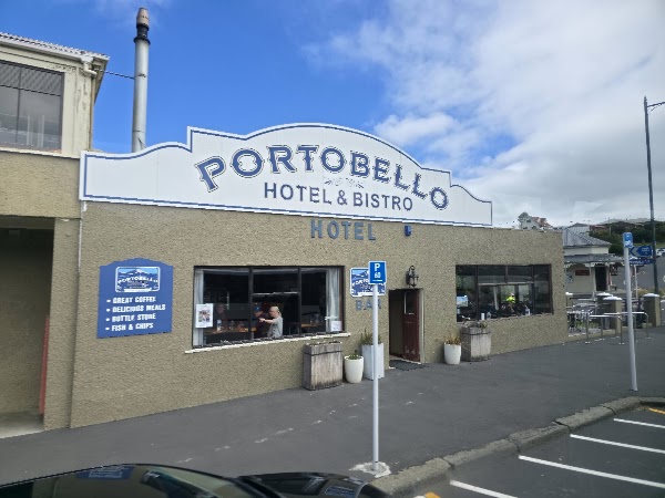 Portobello Hotel & Bistro
