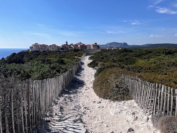 Sentier de Campu Rumanilu et Pertusato
