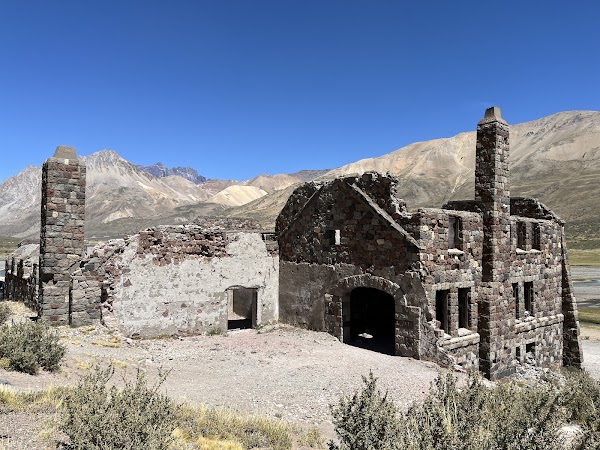 Piletas del Hotel Termas del Sosneado