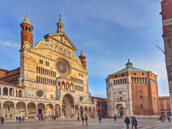 Cremona Katedrali