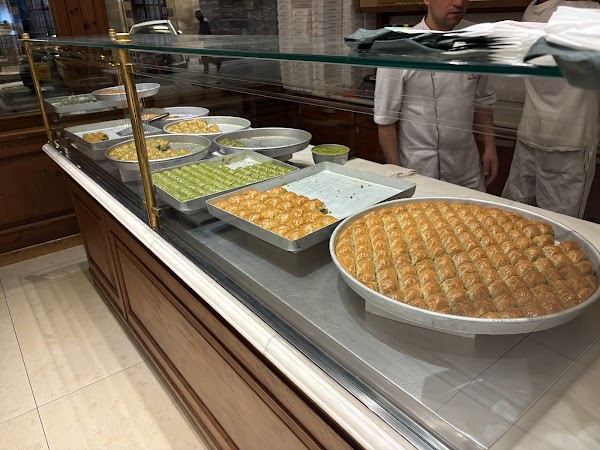 İmam Çağdaş Kebap Ve Baklava Salonu